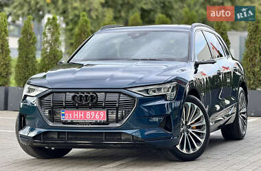 Внедорожник / Кроссовер Audi e-tron 2020 в 