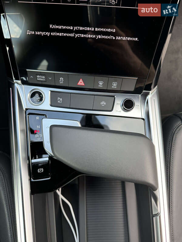 Позашляховик / Кросовер Audi e-tron 2021 в Києві