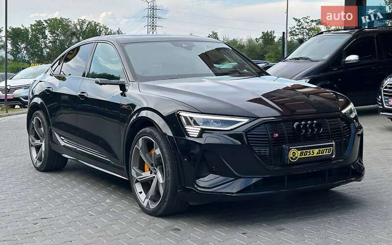 Audi e-tron 2022