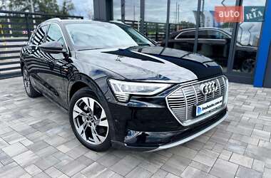 Внедорожник / Кроссовер Audi e-tron 2019 в 