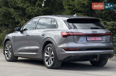 Внедорожник / Кроссовер Audi e-tron 2019 в 