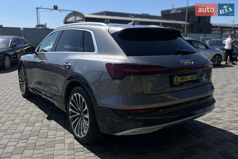 Внедорожник / Кроссовер Audi e-tron 2019 в Мукачево