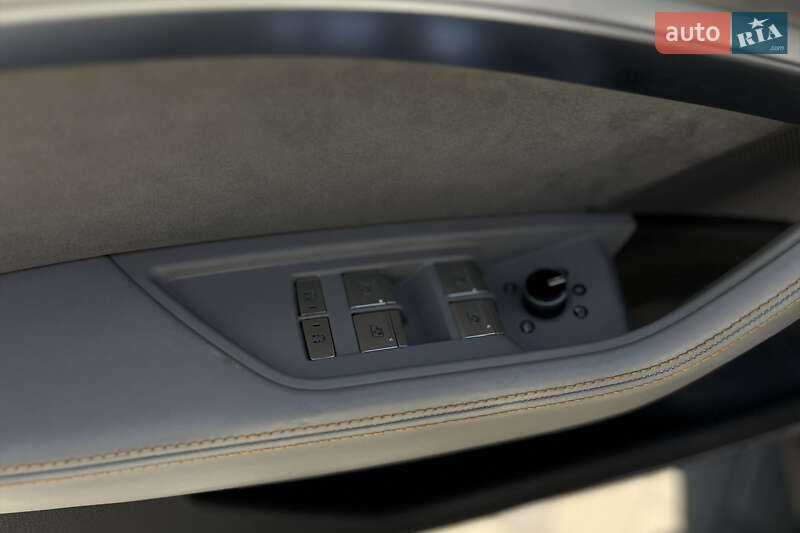 Внедорожник / Кроссовер Audi e-tron 2019 в Мукачево