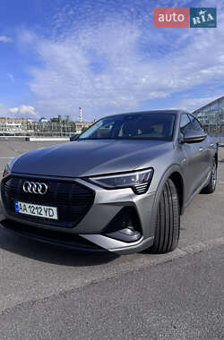 Внедорожник / Кроссовер Audi e-tron 2020 в 