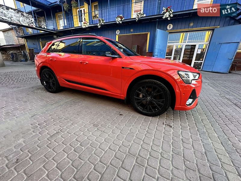 Позашляховик / Кросовер Audi e-tron 2020 в Тернополі