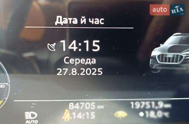 Позашляховик / Кросовер Audi e-tron 2020 в 