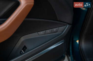 Внедорожник / Кроссовер Audi e-tron 2019 в 