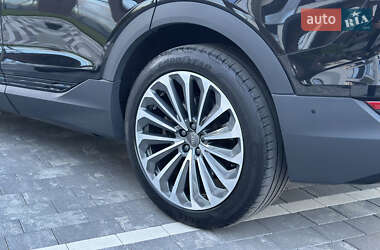Внедорожник / Кроссовер Audi e-tron 2020 в 
