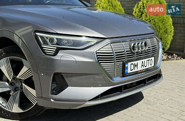 Внедорожник / Кроссовер Audi e-tron 2019 в 
