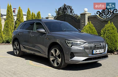 Внедорожник / Кроссовер Audi e-tron 2019 в 