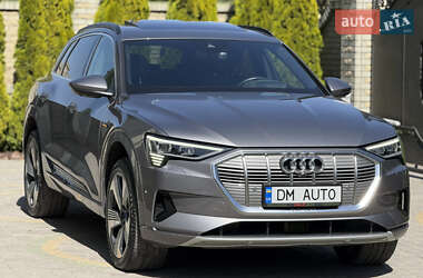 Внедорожник / Кроссовер Audi e-tron 2019 в 