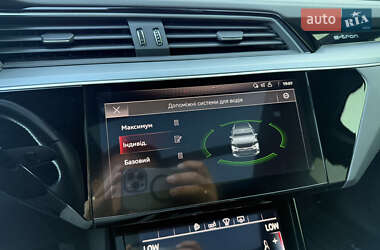 Внедорожник / Кроссовер Audi e-tron 2019 в 