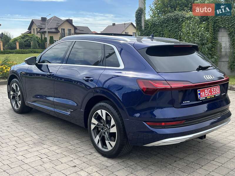 Внедорожник / Кроссовер Audi e-tron 2021 в Ровно