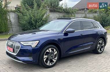 Внедорожник / Кроссовер Audi e-tron 2021 в 