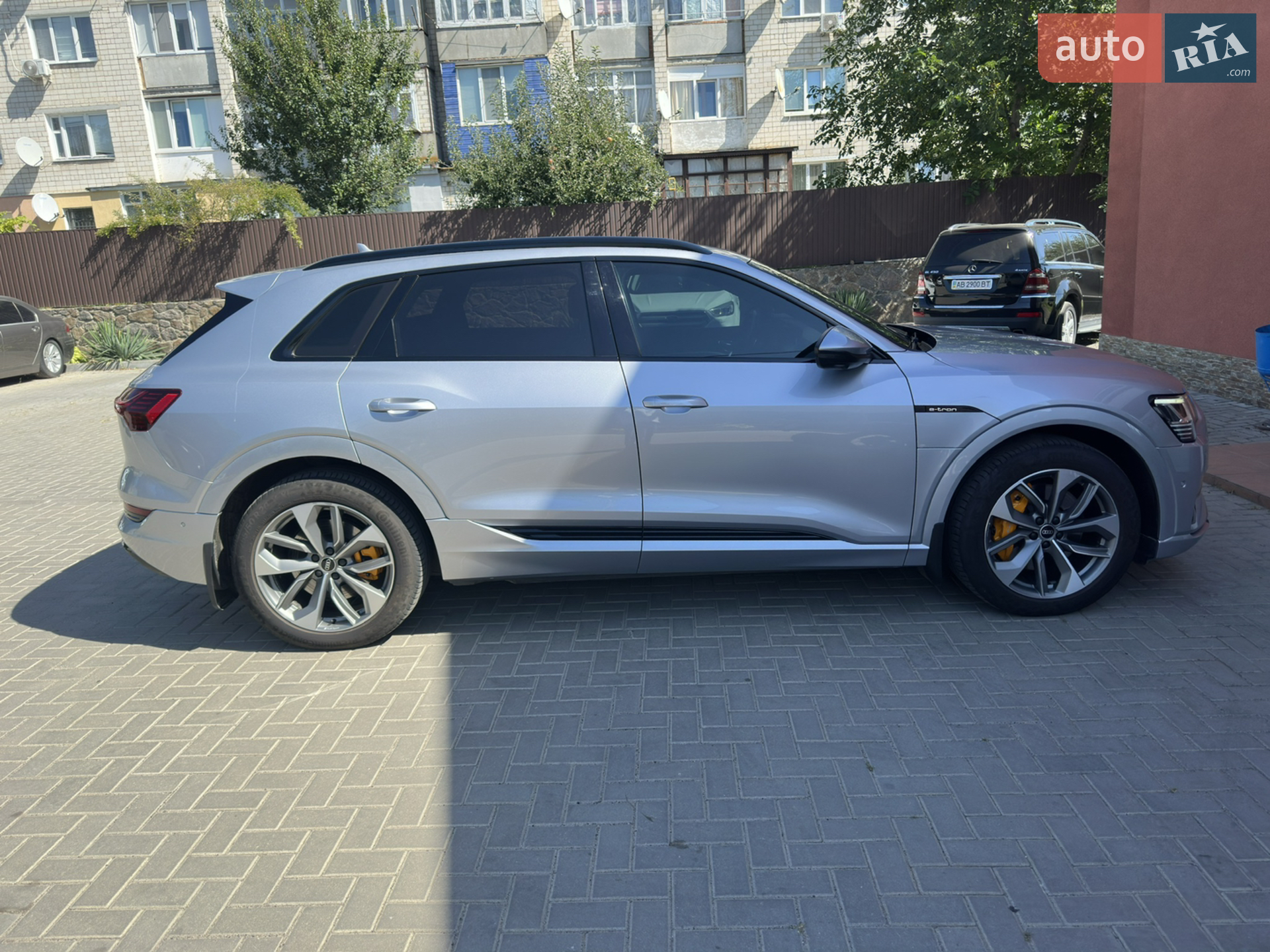 2020 Audi e-tron - мініатюра 4