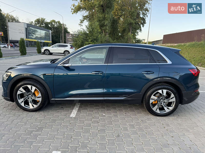 Позашляховик / Кросовер Audi e-tron 2019 в Тернополі