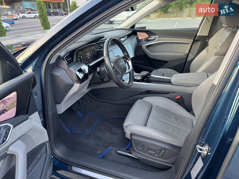 Внедорожник / Кроссовер Audi e-tron 2019 в Тернополе