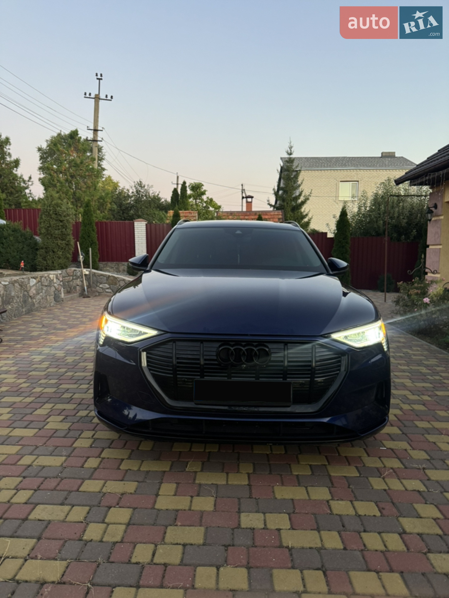 2021 Audi e-tron - мініатюра 2