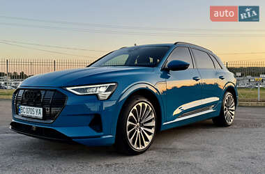 Внедорожник / Кроссовер Audi e-tron 2019 в 