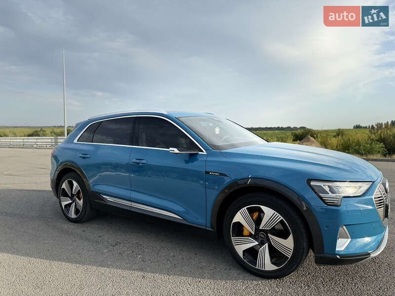 Внедорожник / Кроссовер Audi e-tron 2019 в Ровно фото 2 Внедорожник / Кроссовер Audi e-tron 2019 в Ровно