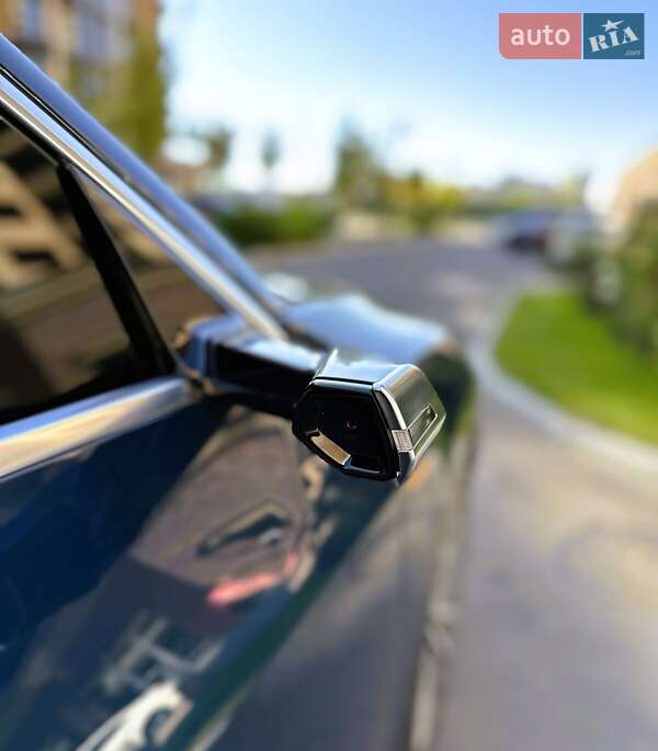 Внедорожник / Кроссовер Audi e-tron 2018 в Киеве