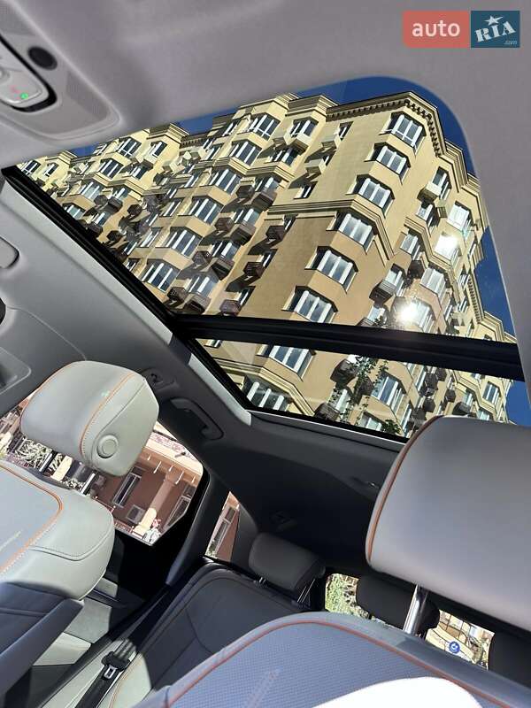 Внедорожник / Кроссовер Audi e-tron 2018 в Киеве