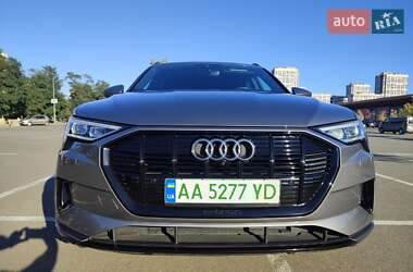 Позашляховик / Кросовер Audi e-tron 2021 в Києві