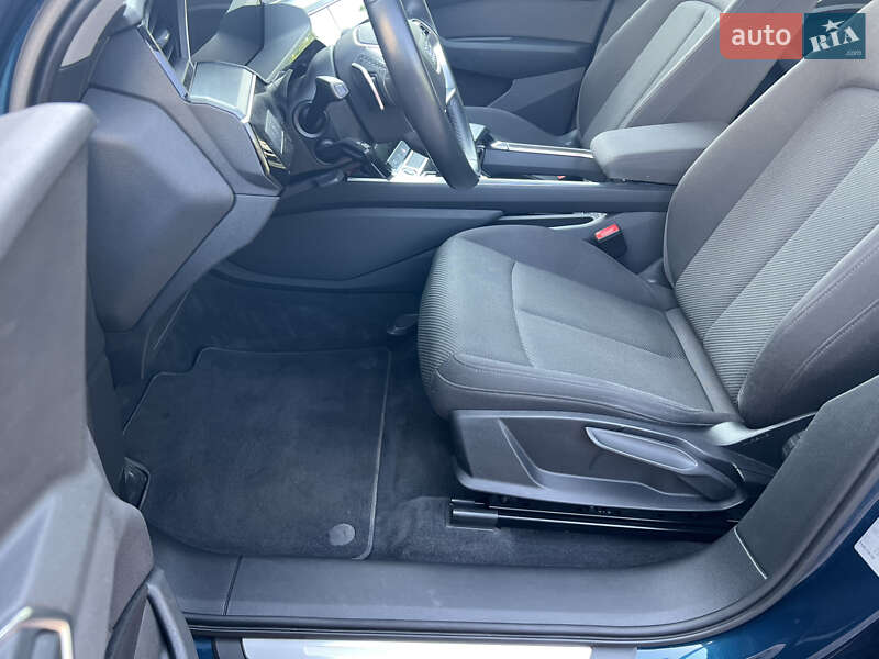 Внедорожник / Кроссовер Audi e-tron 2020 в Городке