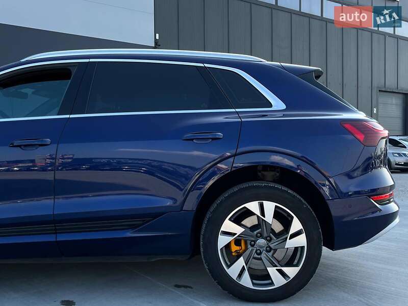 Внедорожник / Кроссовер Audi e-tron 2020 в Львове