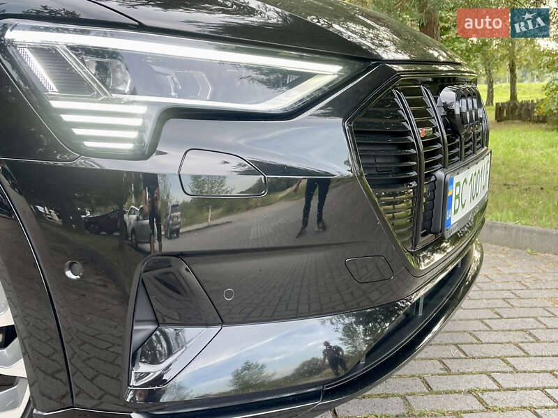 Позашляховик / Кросовер Audi e-tron 2019 в Дрогобичі