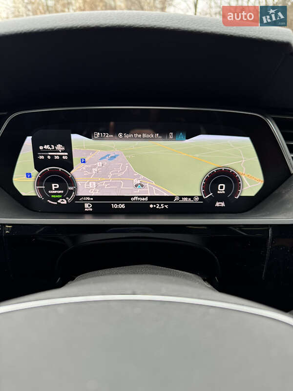 Позашляховик / Кросовер Audi e-tron 2019 в Києві фото 38 Позашляховик / Кросовер Audi e-tron 2019 в Києві