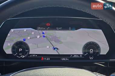 Внедорожник / Кроссовер Audi e-tron 2021 в 