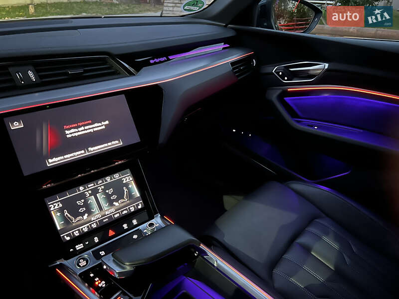 Внедорожник / Кроссовер Audi e-tron 2022 в Ровно фото 22 Внедорожник / Кроссовер Audi e-tron 2022 в Ровно