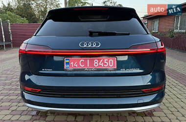 Внедорожник / Кроссовер Audi e-tron 2020 в 