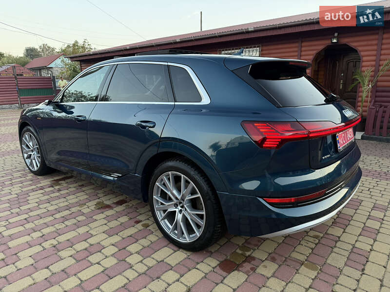 Позашляховик / Кросовер Audi e-tron 2020 в Хмельницькому