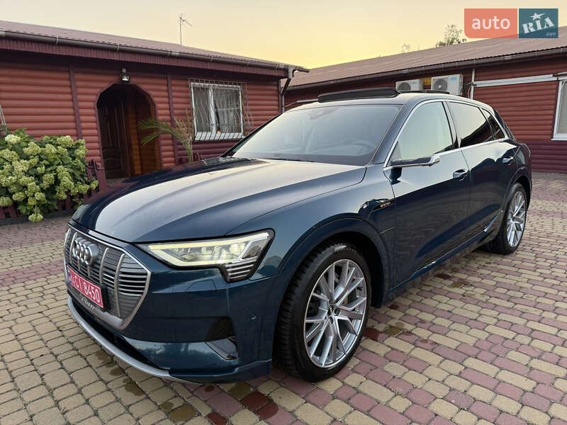 Позашляховик / Кросовер Audi e-tron 2020 в Хмельницькому