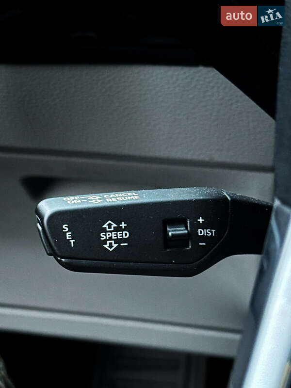 Внедорожник / Кроссовер Audi e-tron 2022 в Лубнах