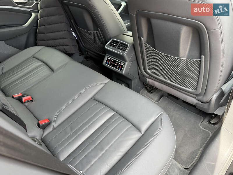 Позашляховик / Кросовер Audi e-tron 2021 в Львові