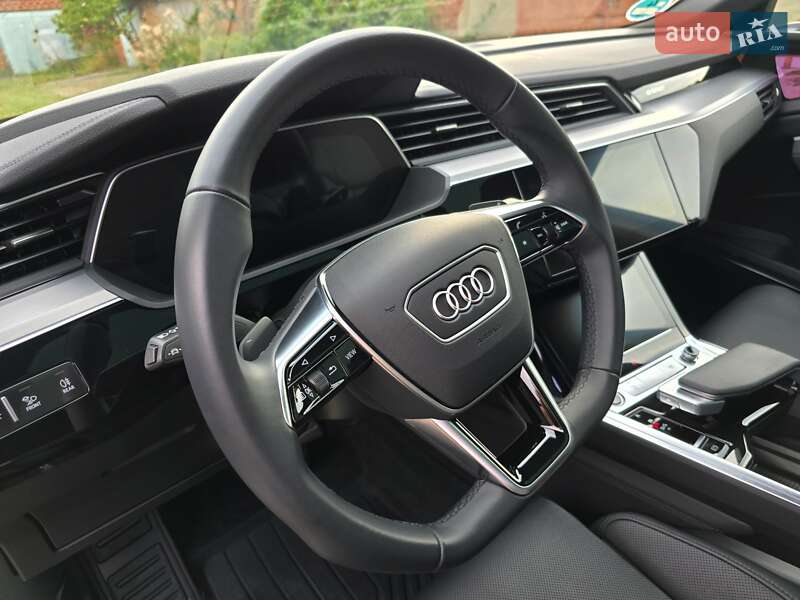Внедорожник / Кроссовер Audi e-tron 2022 в Житомире