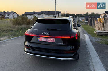 Внедорожник / Кроссовер Audi e-tron 2019 в 