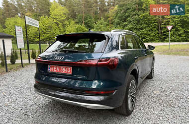 Позашляховик / Кросовер Audi e-tron 2019 в 