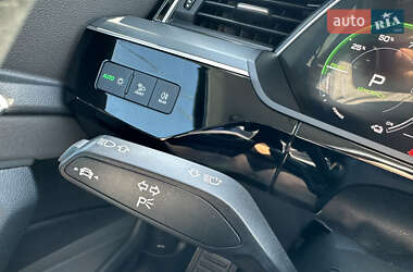 Внедорожник / Кроссовер Audi e-tron 2020 в 