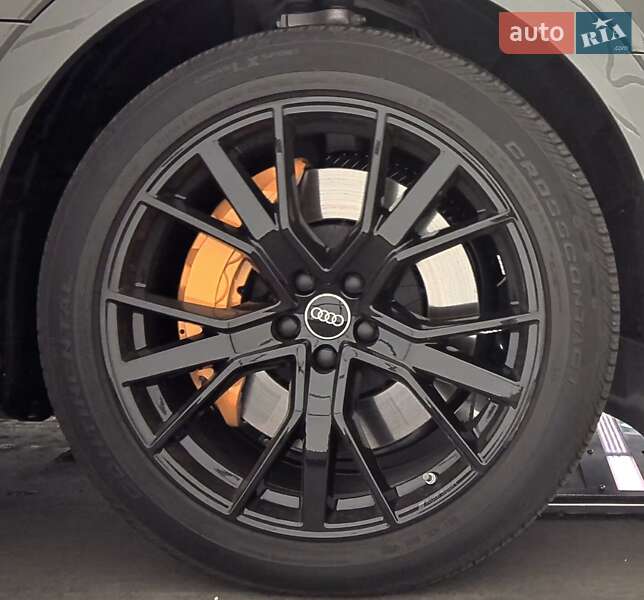 Внедорожник / Кроссовер Audi e-tron 2022 в Киеве