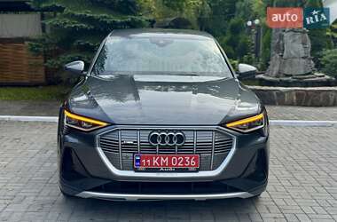 Внедорожник / Кроссовер Audi e-tron 2021 в 