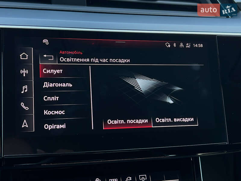 Позашляховик / Кросовер Audi e-tron 2022 в Луцьку