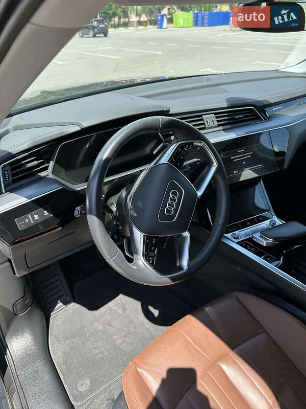 Внедорожник / Кроссовер Audi e-tron 2021 в Коломые