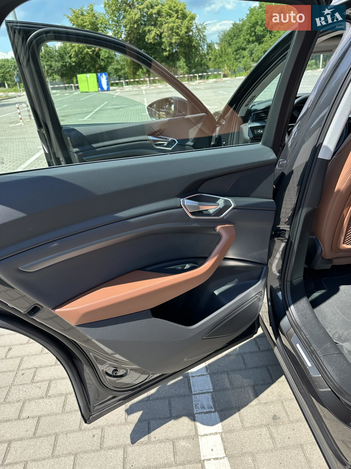 2021 Audi e-tron - мініатюра 16