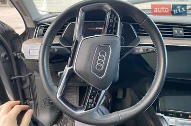 Внедорожник / Кроссовер Audi e-tron 2019 в 