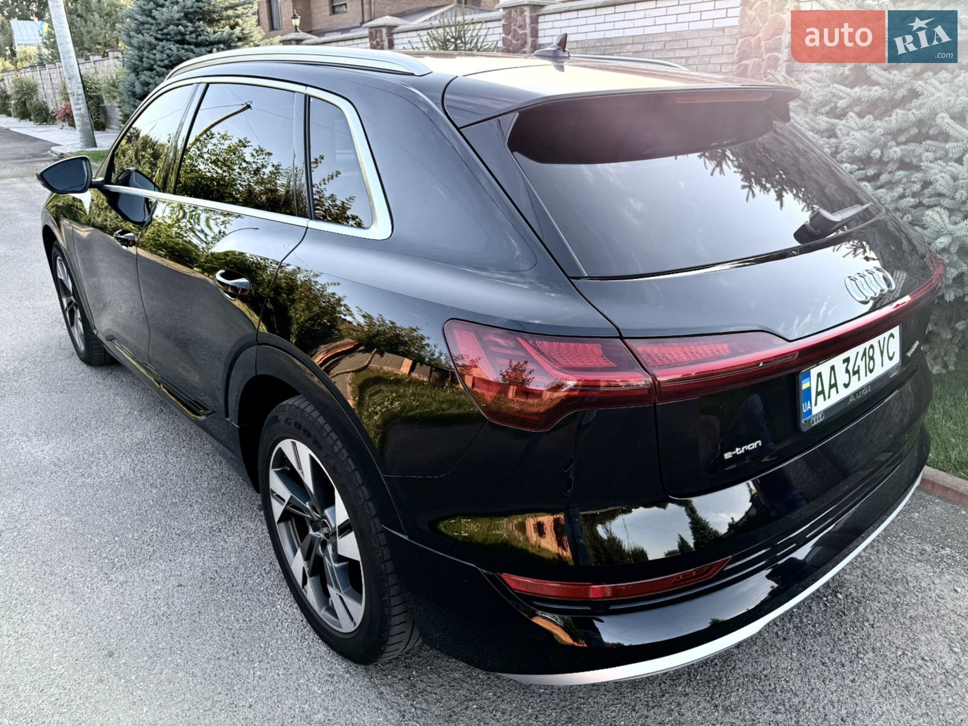 2021 Audi e-tron - мініатюра 14