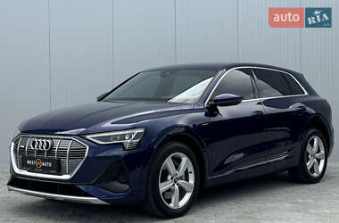 Позашляховик / Кросовер Audi e-tron 2022 в Мукачевому